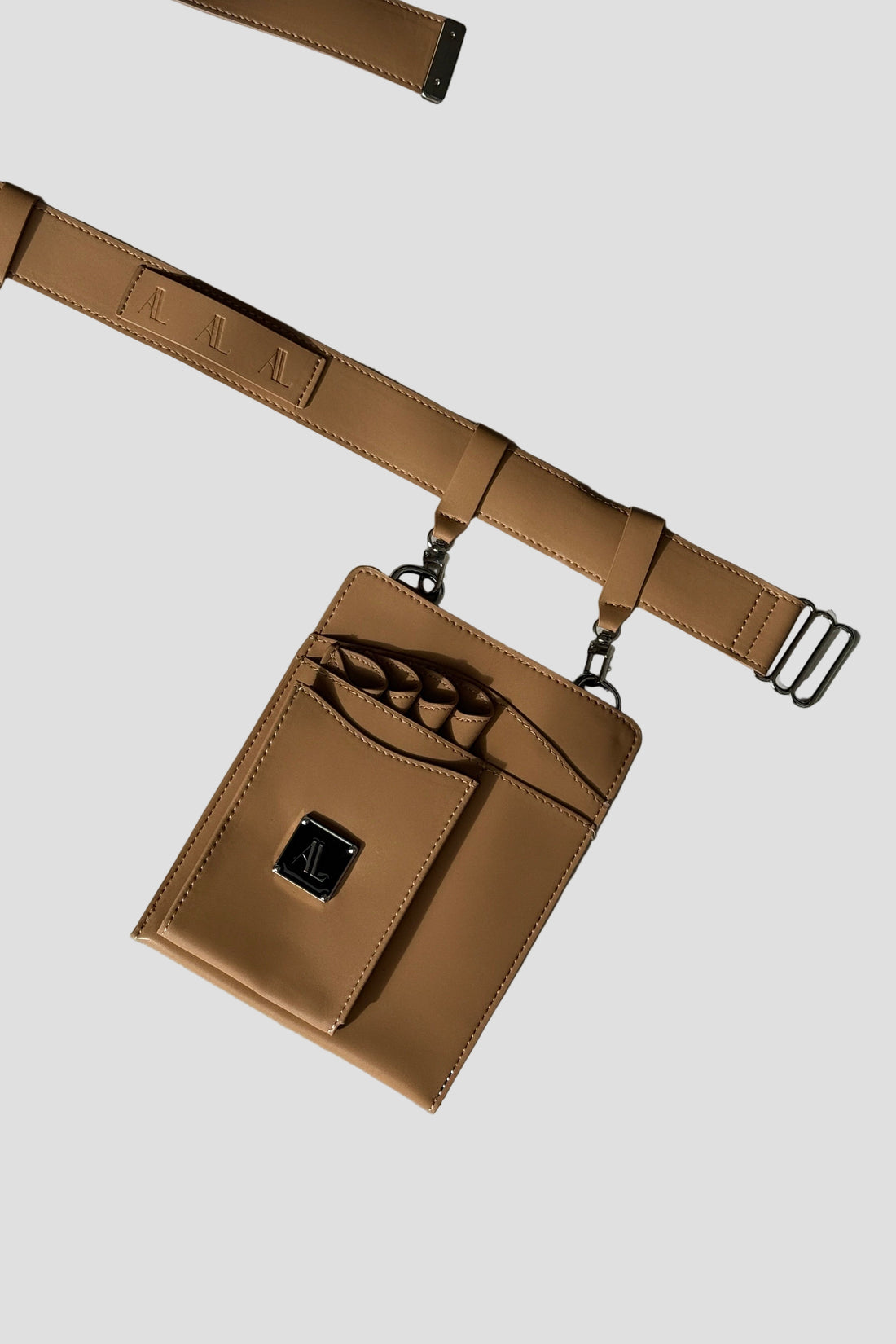 The Scissor Pouch Belt - Tan