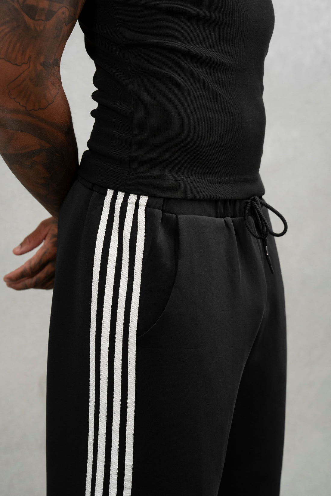 Cooper Contrast Stripe Pant - Black