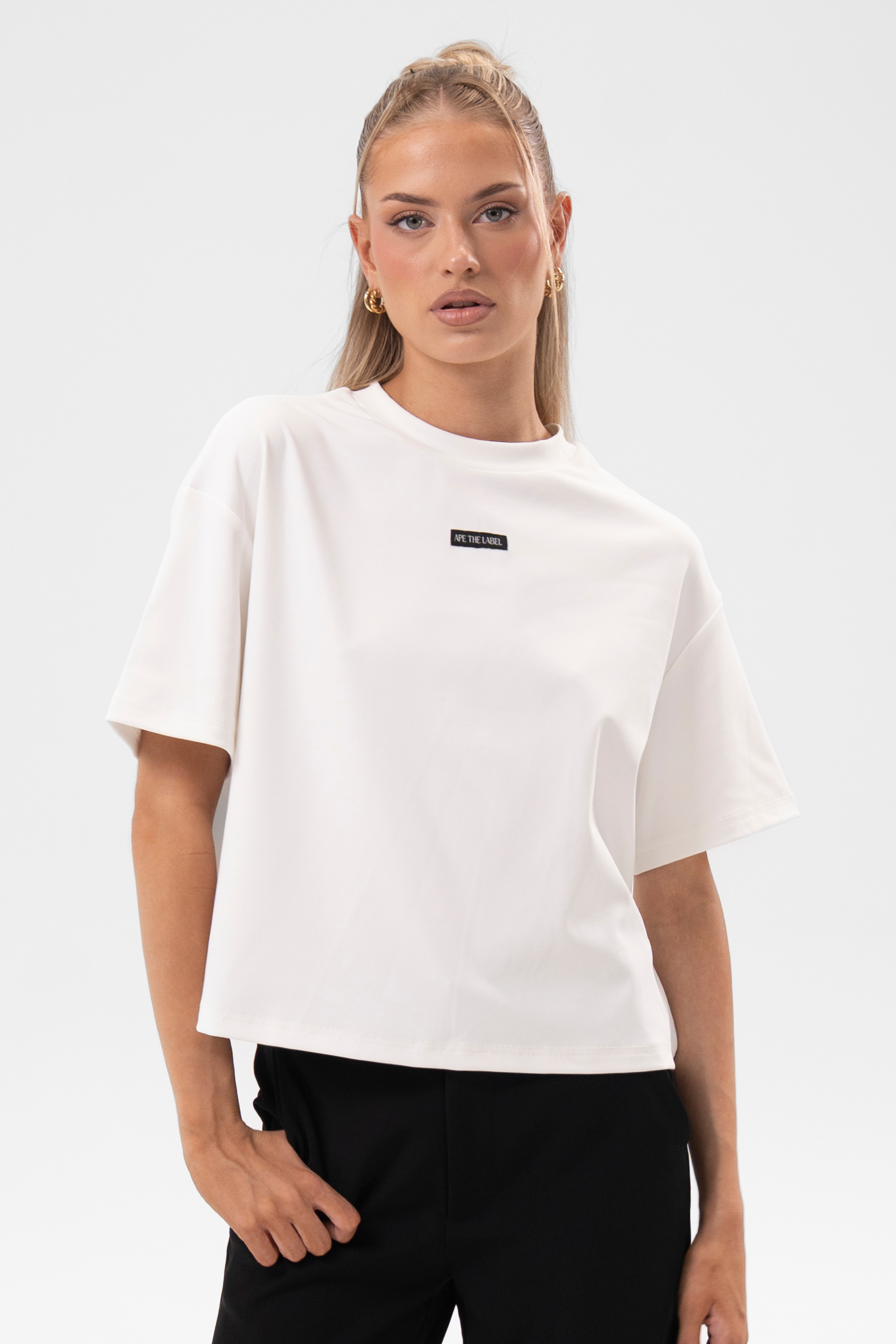 APETHE LABEL | CHARLIE TEE - WHITE 