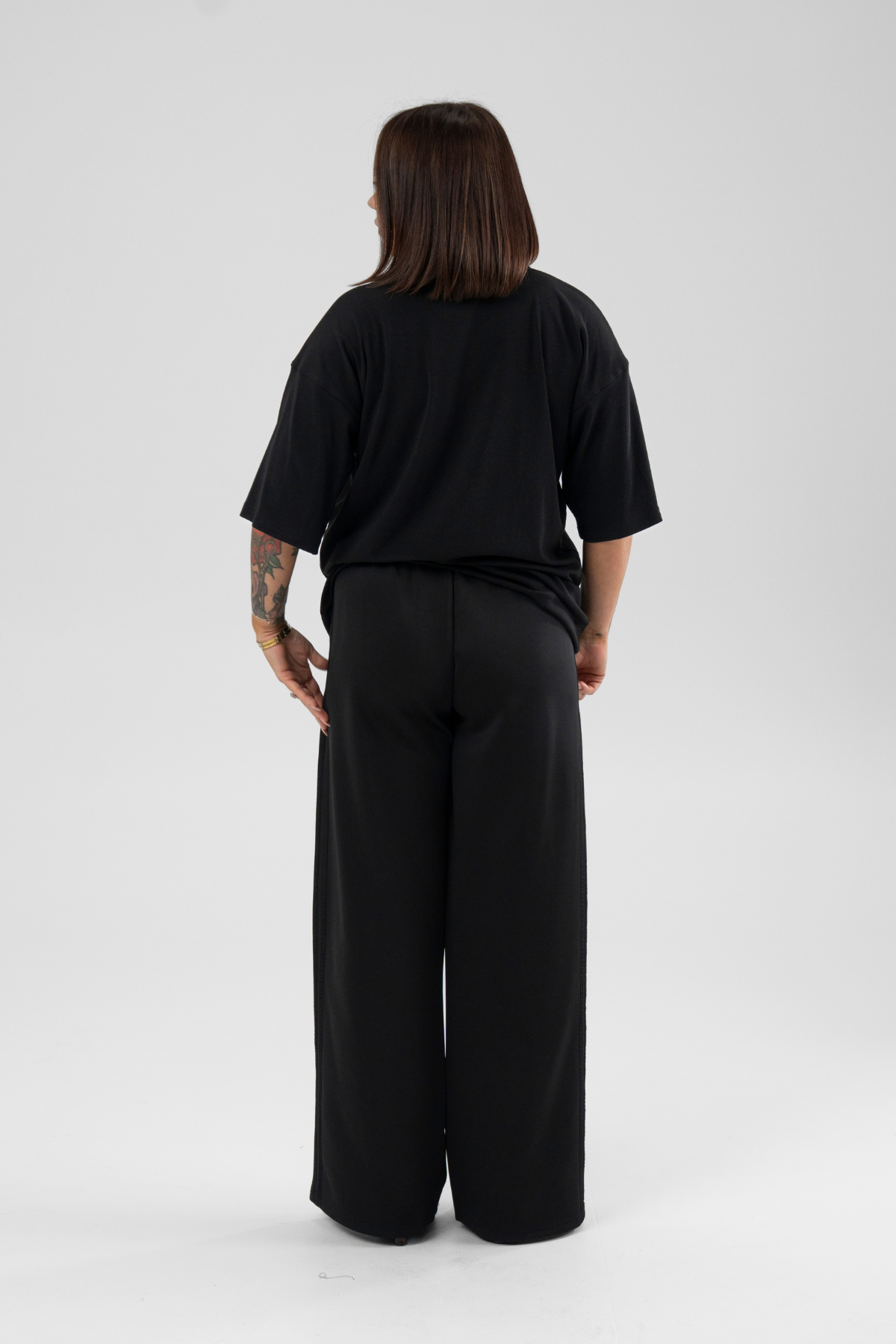 Ape The Label | Lacey Short Sleeve Tee - Black