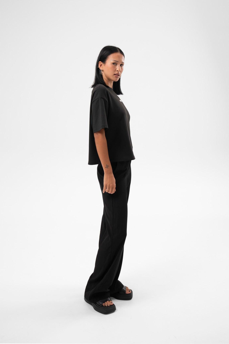 Charlie tee black