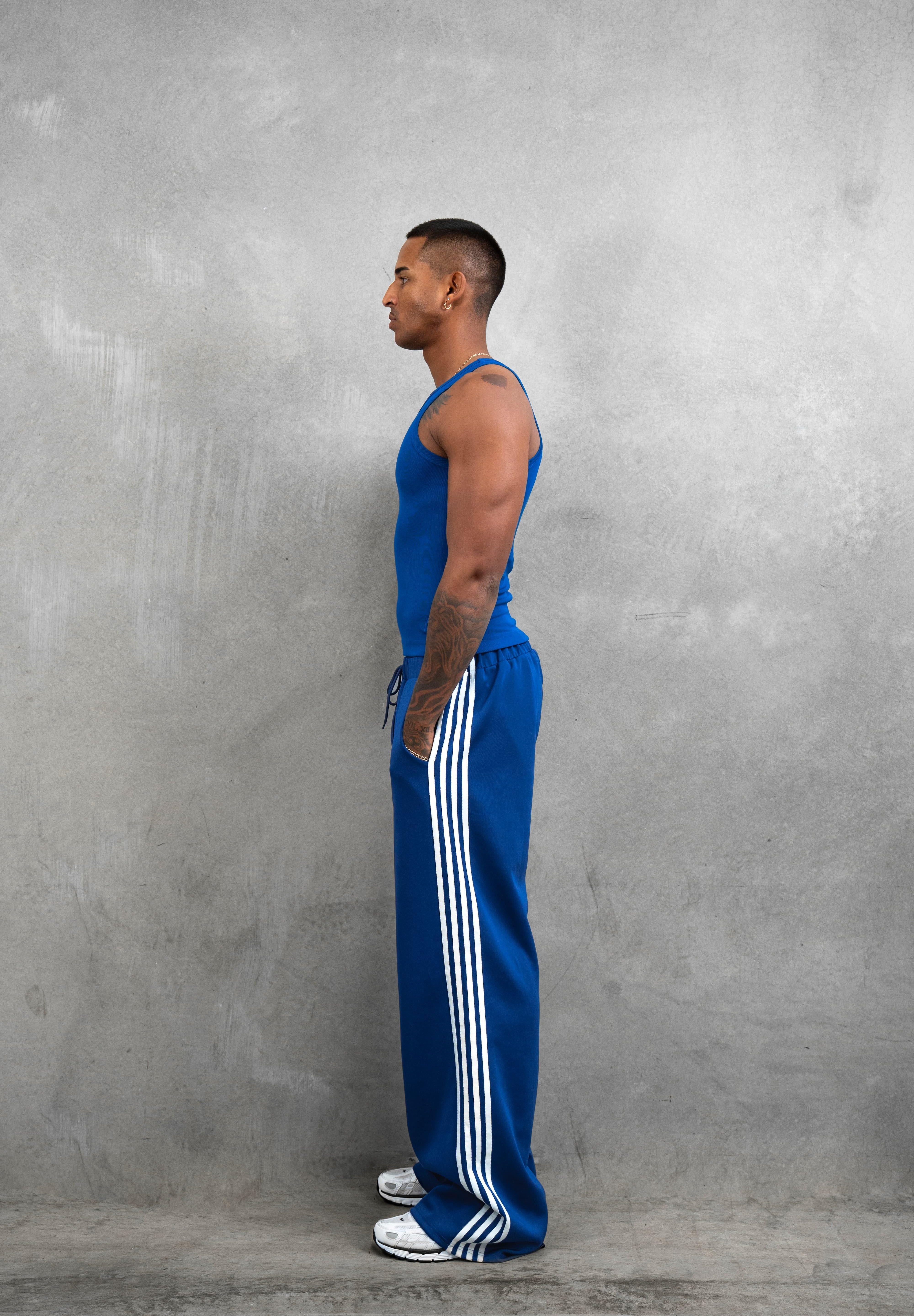 Sammy Singlet.