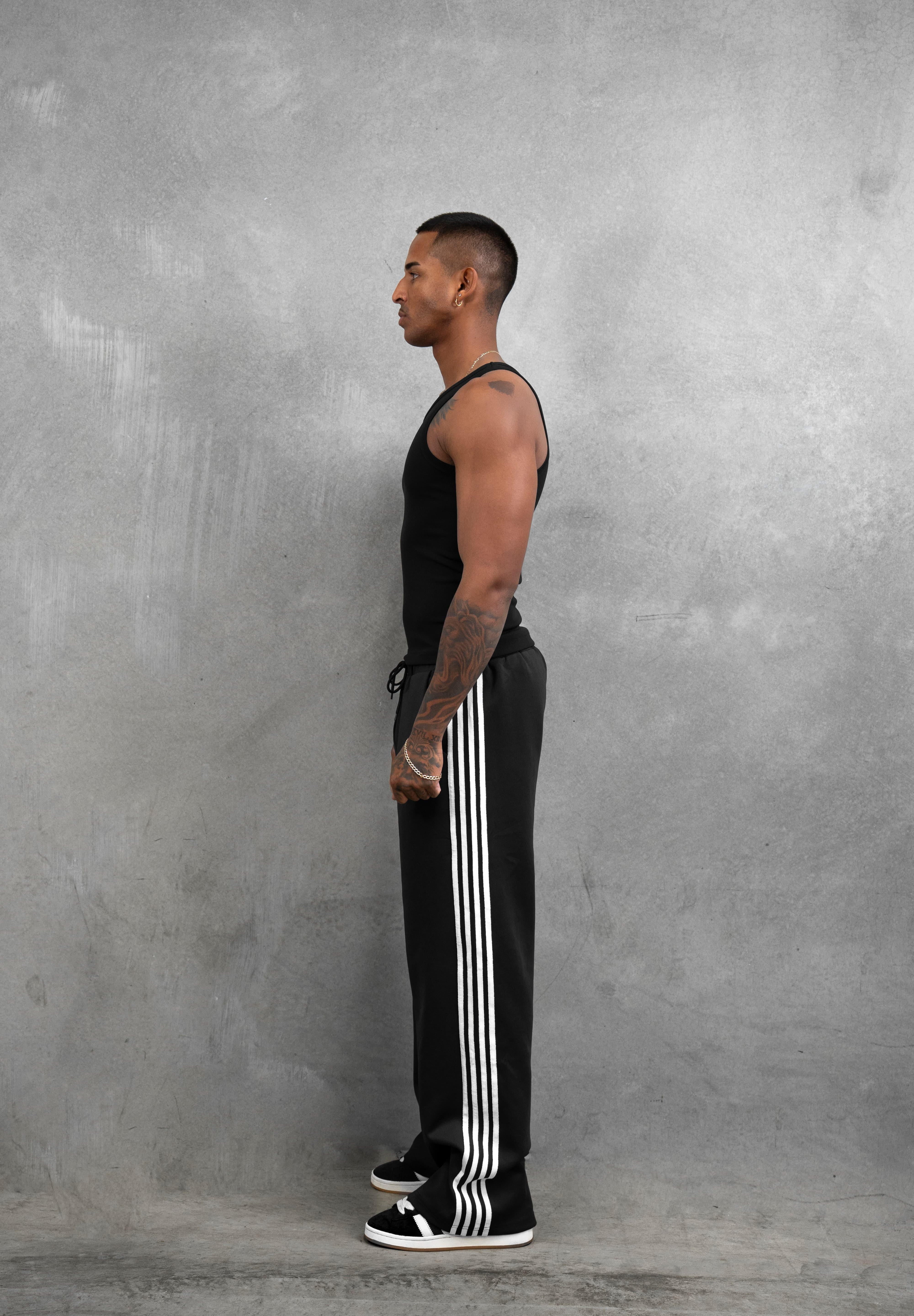 Sammy Singlet.