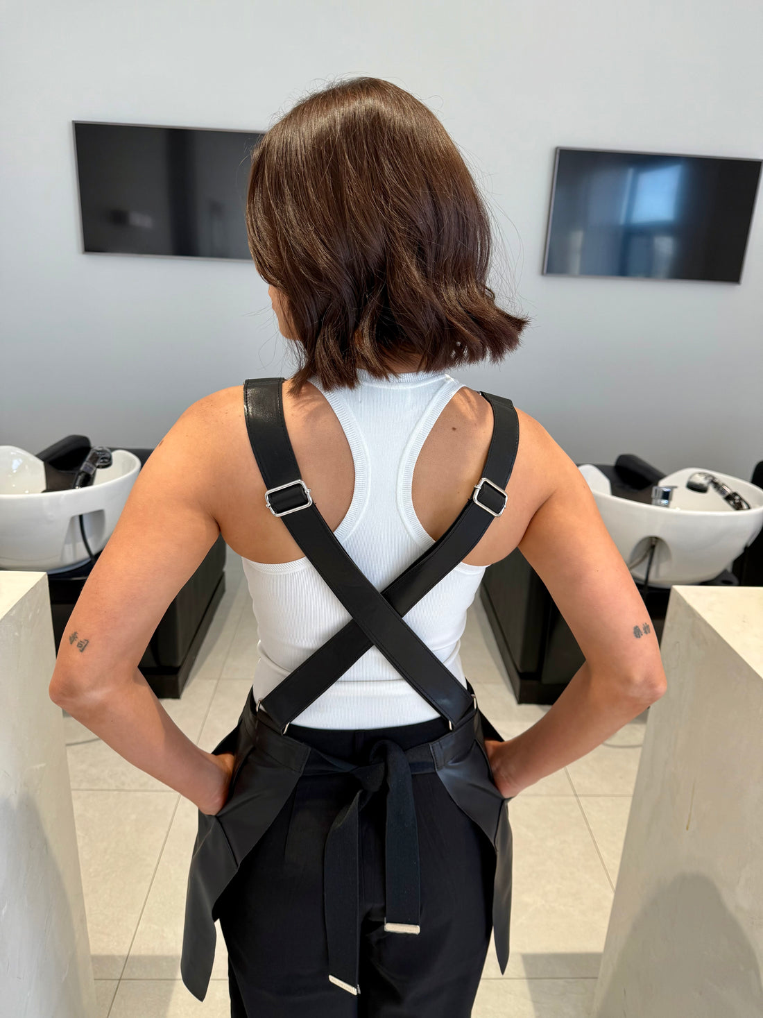 The Pinny Apron - Black Leather