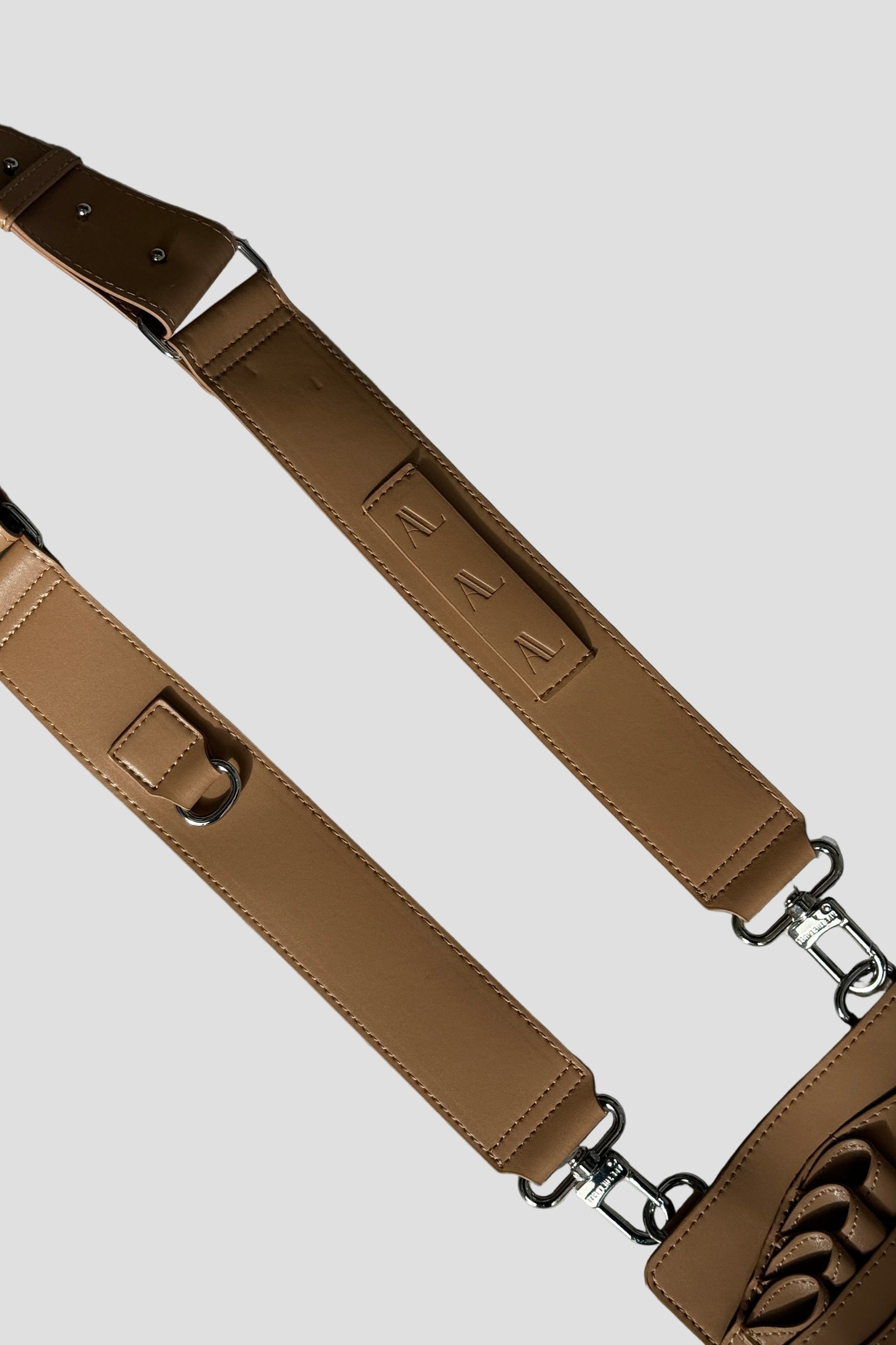 Ape the Label | Scissor Pouch - Tan