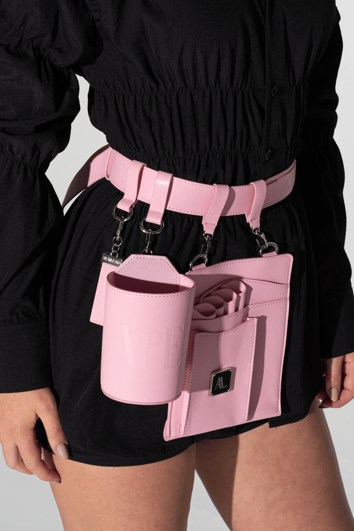 Scissor Pouch Belt.